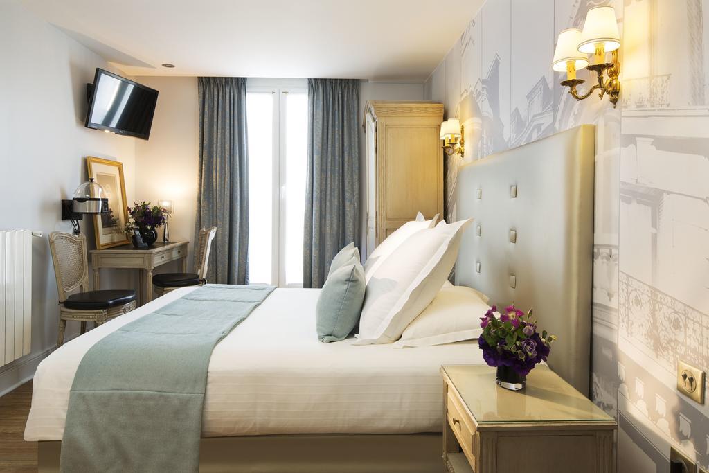 פריז Hotel Plaza Elysees מראה חיצוני תמונה